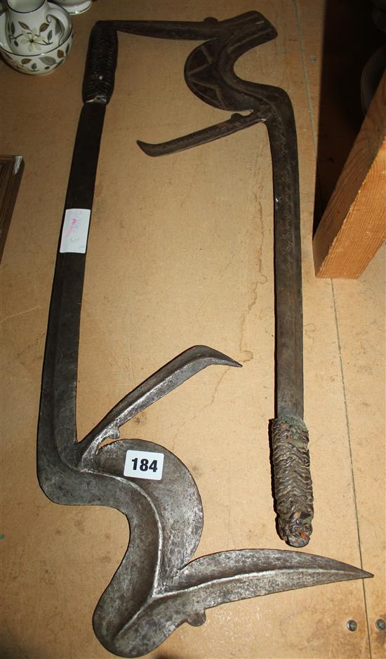 2 Sengese throwing knives